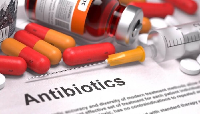Doktor dan pesakit perlu berhati-hati dan mengambil kira beberapa faktor sebelum mengambil antibiotik yang diperskripsikan. BioVCO